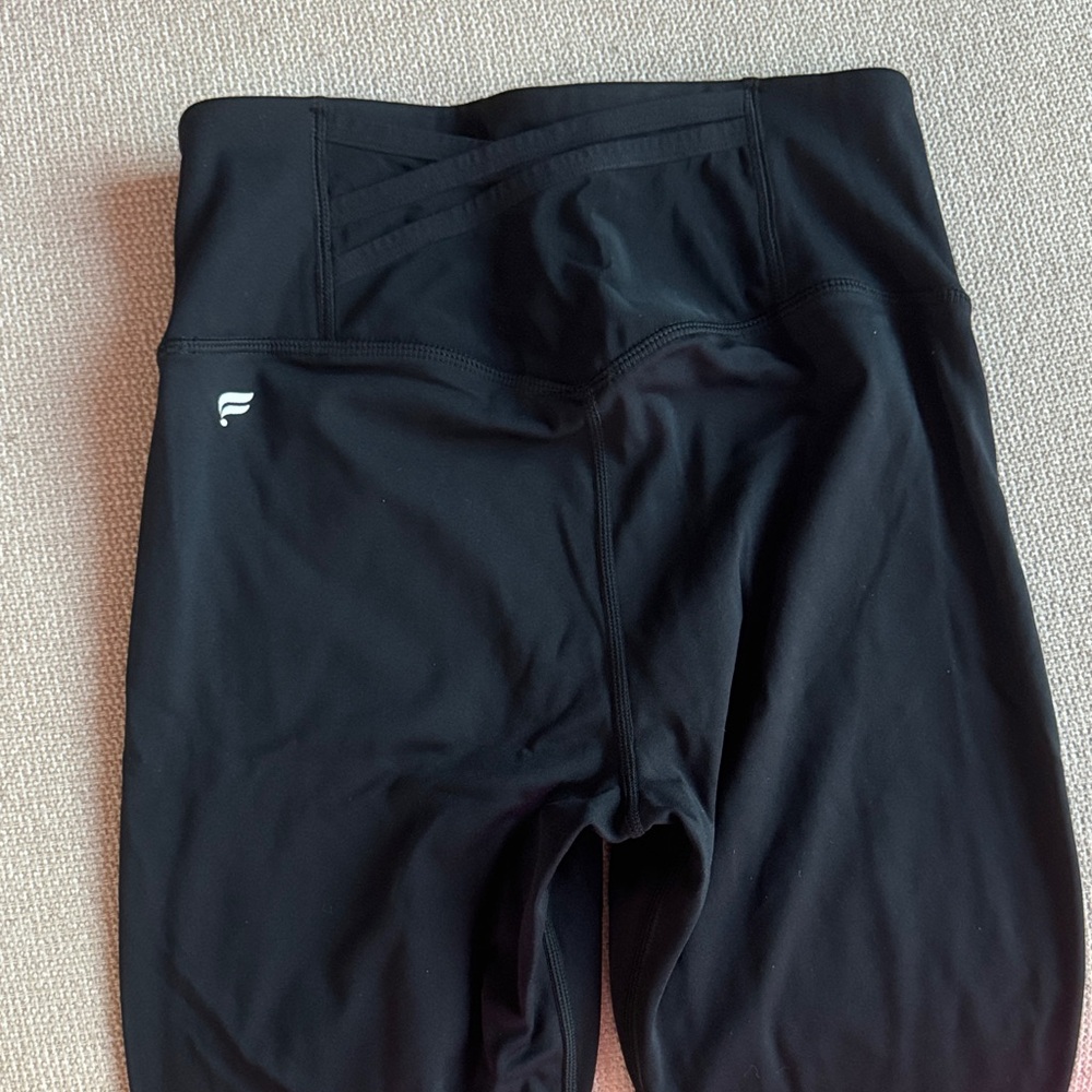Fabletics Ankle Leggings with Stylish Back Pocket